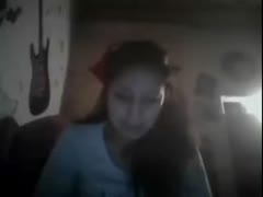 My friend, a wicked dark brown livecam nympho, emailed me this embarrassing livecam video.